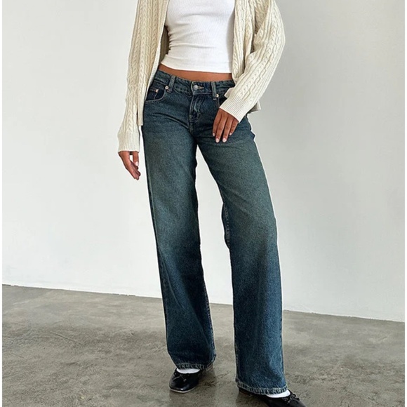 Low Rise Parallel Jeans In Bright Blue - Picture 1 of 3